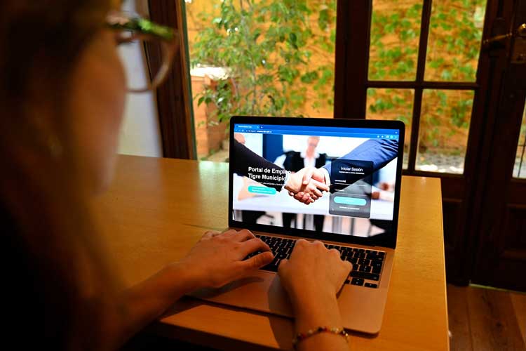 ¿Cómo creo un perfil en el Portal de empleo de Payless?