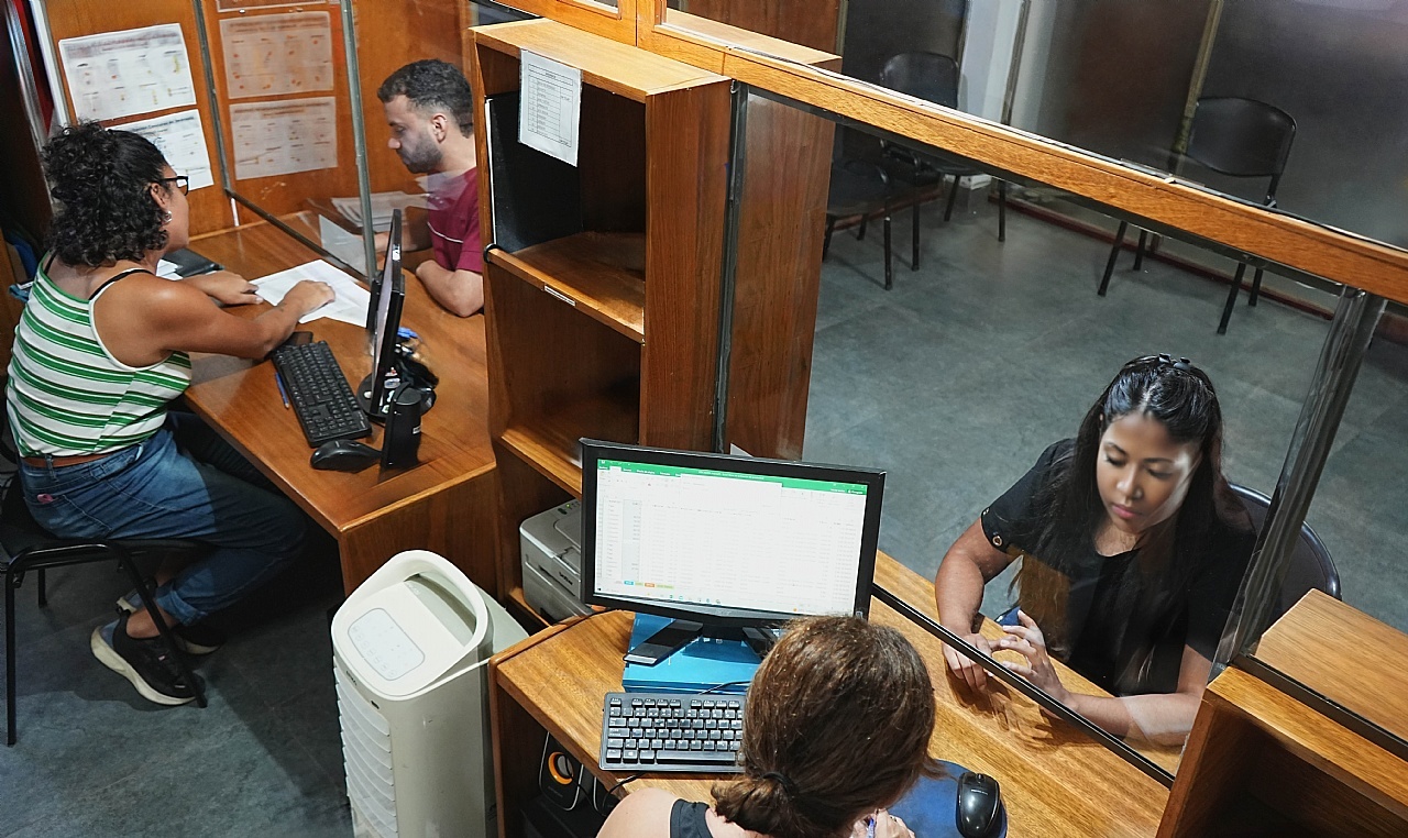 Contactos, sedes y ese toque personal